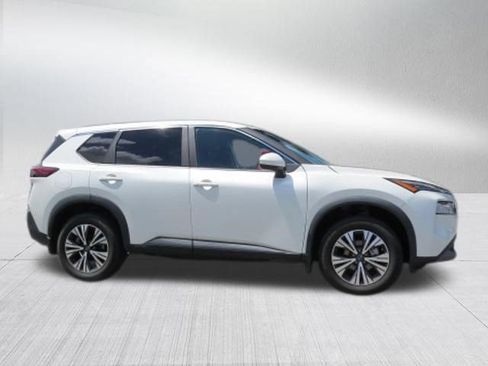 Used 2023 Nissan Rogue SV FWD image 2