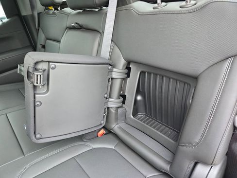 Used 2019 GMC Sierra 1500 SLT w/ SLT Premium Plus Package image 12