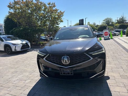 Used 2025 Acura MDX SH-AWD w/ Advance Package image 3