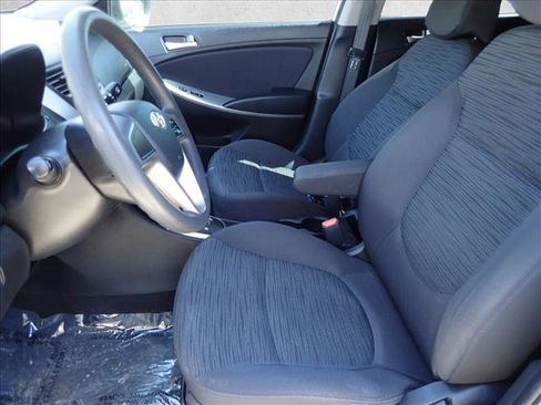 Used 2017 Hyundai Accent SE image 11