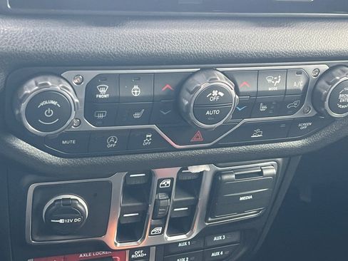 New 2026 Jeep Wrangler Unlimited Sport AWD/4WD image 16
