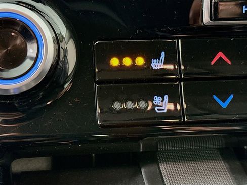 Used 2021 Toyota Highlander Platinum image 21