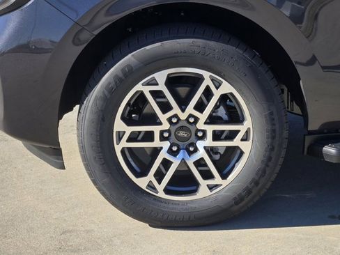 New 2026 Ford Expedition Active RWD image 7