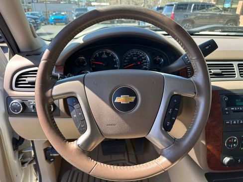 Used 2013 Chevrolet Silverado 1500 LTZ w/ LTZ White Diamond Edition image 16