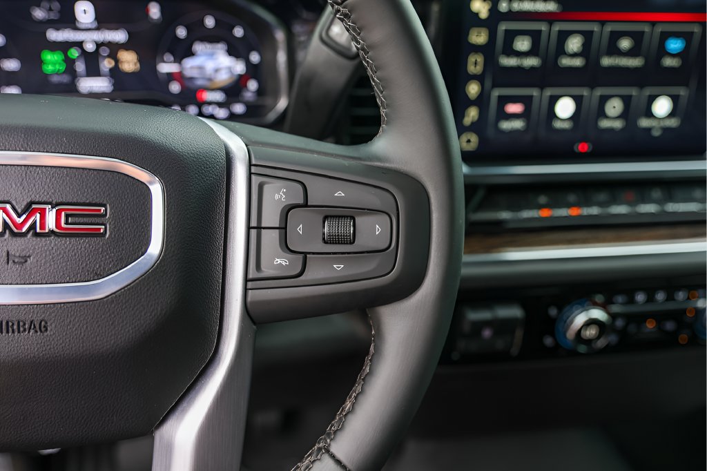 Used 2024 GMC Sierra 1500 Elevation AWD/4WD image 15