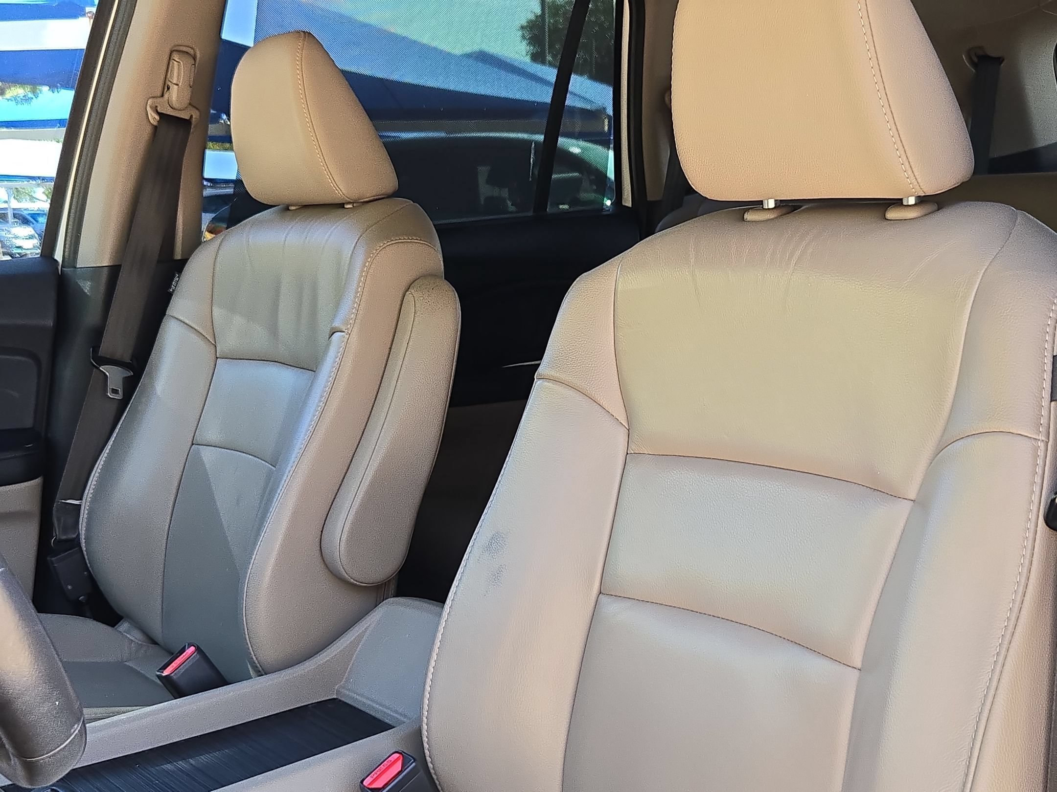 Used 2016 Honda Pilot Touring image 13