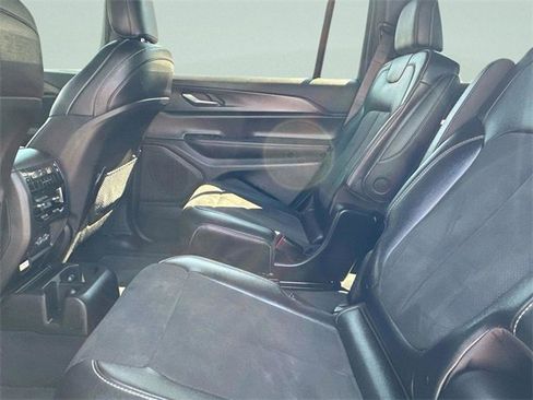 Certified 2024 Jeep Grand Cherokee L Altitude image 15