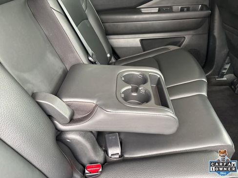 Used 2025 Nissan Pathfinder SL FWD image 51