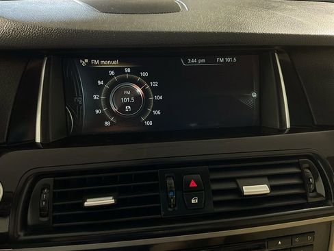 Used 2014 BMW 528i xDrive Sedan image 25