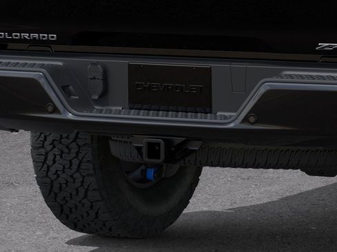 New 2026 Chevrolet Colorado ZR2 w/ Technology Package AWD/4WD image 14