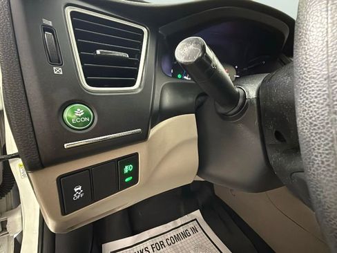 Used 2015 Honda Civic LX image 24