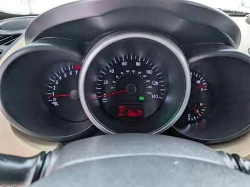 Used 2013 Kia Soul ! w/ Premium Pkg image 15