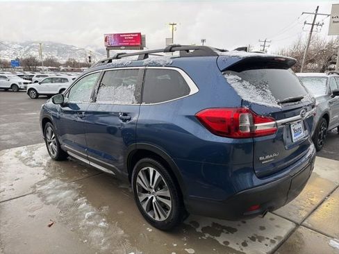 Used 2022 Subaru Ascent Limited w/ Technology Package image 3