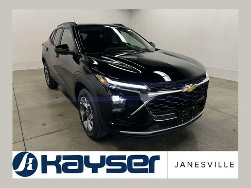 New 2026 Chevrolet Trax LT w/ Driver Confidence Package FWD image 1
