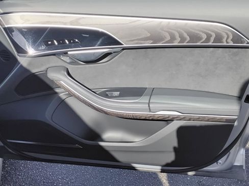 Certified 2022 Audi A8 L 3.0T image 26