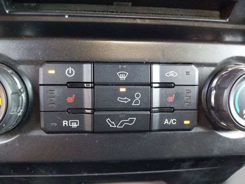 Used 2017 Ford F150 XLT w/ Equipment Group 302A Luxury AWD/4WD image 42