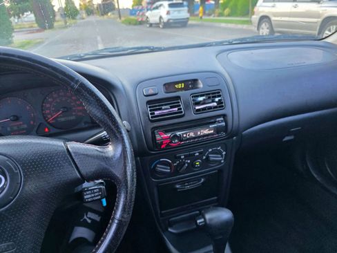 Used 2002 Toyota Corolla S image 12