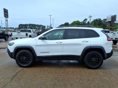 Used 2019 Jeep Cherokee Trailhawk w/ Comfort/Convenience Group