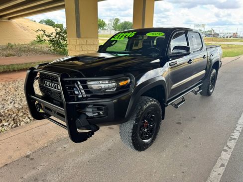 Used 2019 Toyota Tacoma TRD Pro AWD/4WD image 7
