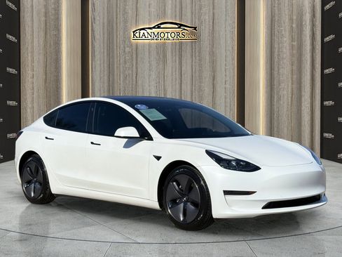 Used 2021 Tesla Model 3 Long Range image 1