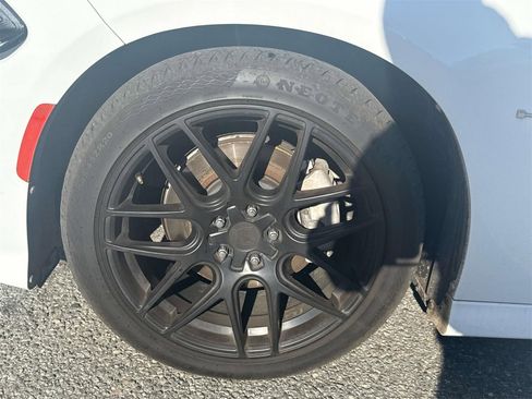 Used 2020 Dodge Charger R/T w/ Navigation & Travel Group image 7