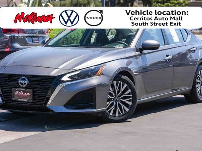 Used 2023 Nissan Altima 2.5 SV