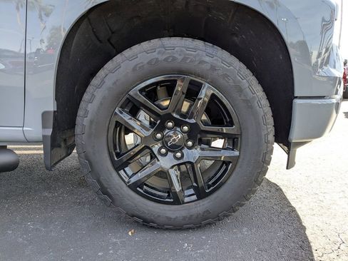 Certified 2025 Chevrolet Silverado 1500 Custom w/ Turbomax Blackout Package image 12