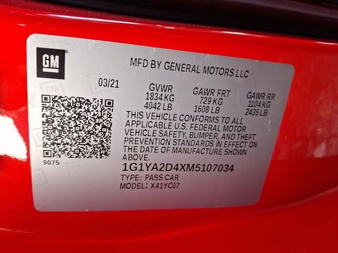 Used 2021 Chevrolet Corvette Stingray Coupe w/ Z51 Performance Package image 26