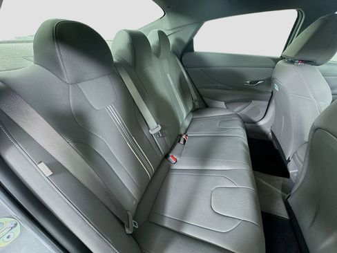 Certified 2025 Hyundai Elantra Sport FWD image 26