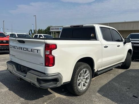Used 2023 Chevrolet Silverado 1500 LTZ w/ LTZ Premium Package AWD/4WD image 15