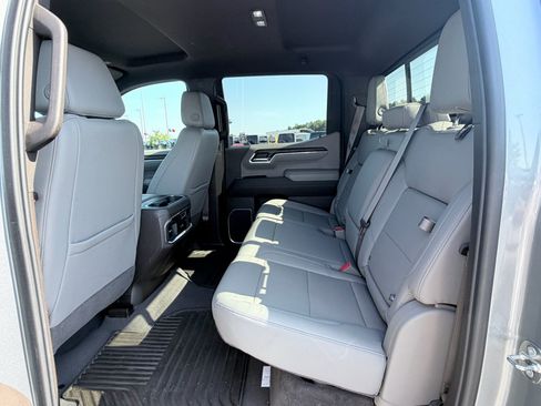 Used 2024 GMC Sierra 1500 SLT w/ SLT Convenience Package AWD/4WD image 27