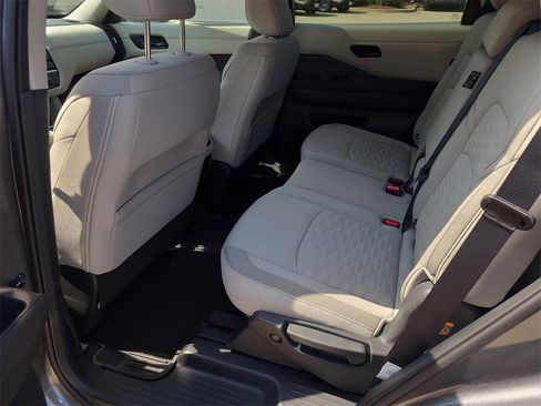 New 2025 Nissan Pathfinder SV w/ Black Appearance Package image 8