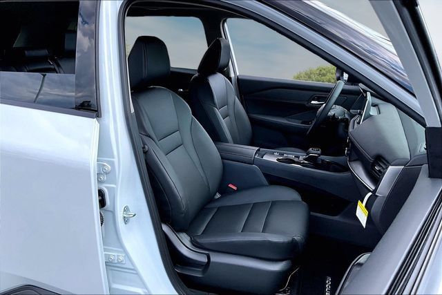 New 2026 Nissan Rogue Dark Armor FWD image 10