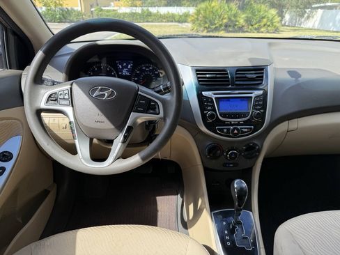 Used 2013 Hyundai Accent GLS w/ Premium Pkg FWD image 14