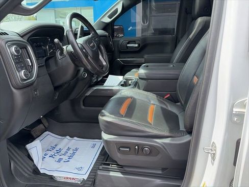 Used 2021 GMC Sierra 1500 AT4 w/ AT4 Value Package AWD/4WD image 11
