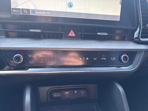 Used 2023 Kia Sportage X-Line w/ X-Line Premium Package AWD/4WD image 23