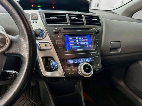 Used 2014 Toyota Prius V Five FWD image 26