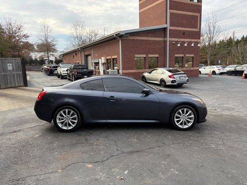Used 2011 INFINITI G37 Coupe image 7