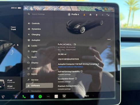 Used 2018 Tesla Model 3 Long Range image 13
