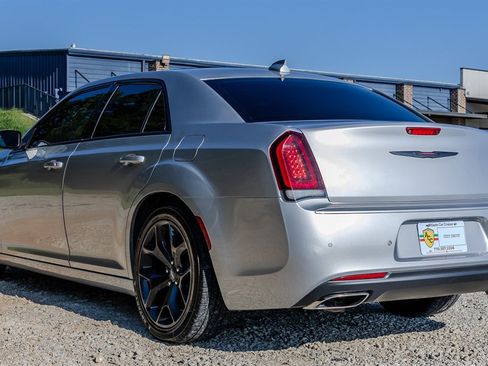 Used 2022 Chrysler 300 S RWD image 3