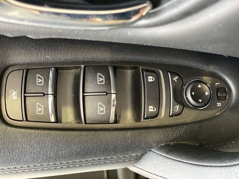 Used 2023 Nissan Armada SL w/ Midnight Edition Package AWD/4WD image 15