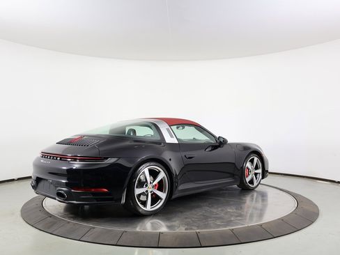 Certified 2021 Porsche 911 Targa 4S image 14