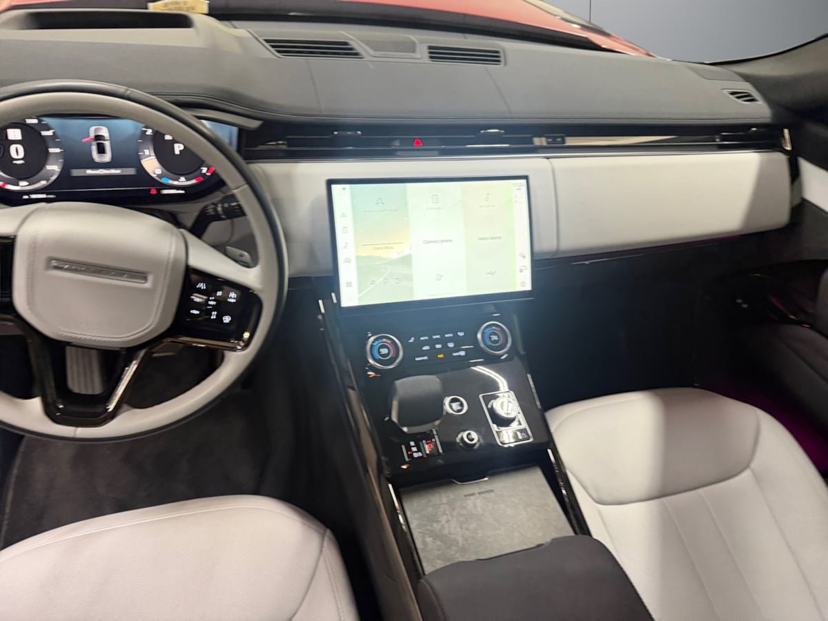 Used 2023 Land Rover Range Rover Sport First Edition AWD/4WD image 11