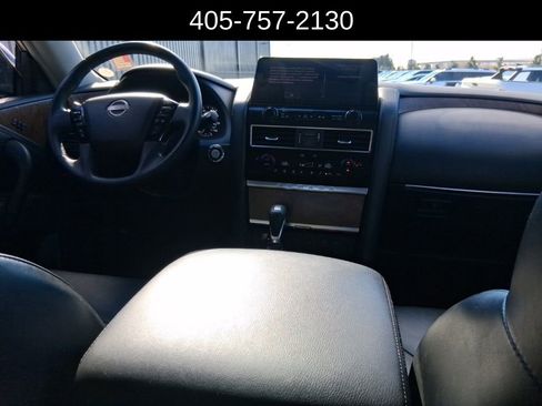 Used 2021 Nissan Armada SL w/ Captain's Chairs Package image 10