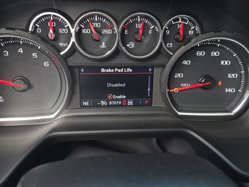 Used 2021 Chevrolet Tahoe Z71 w/ Z71 Signature Package image 22