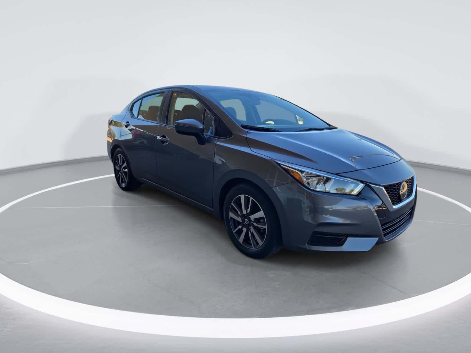 Used 2020 Nissan Versa SV FWD image 2