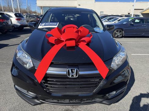 Used 2017 Honda HR-V EX image 26
