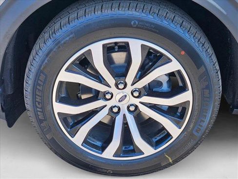 New 2025 Ford Explorer ST-Line image 10