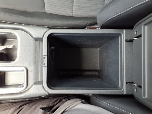 Used 2025 Nissan Sentra SV FWD image 16