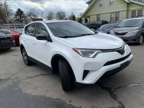 Used 2018 Toyota RAV4 LE w/ All Weather Liner Package AWD/4WD image 3